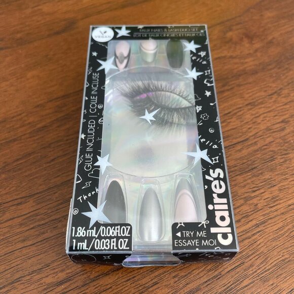 Elf Hydrating Camo Concealer + Claire's Faux Nails & Lash Duo Set Sz OS NWT - Picture 2 of 7